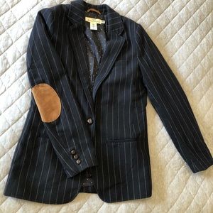 PINSTRIPE NAVY FITTED BLAZER
